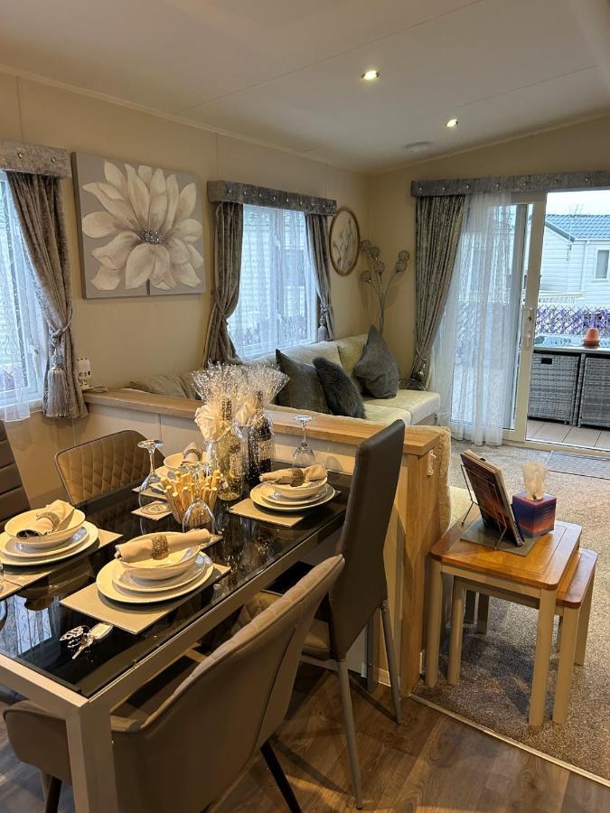 Beautiful Spacious Holiday Home - Romney Sands New Romney Exterior foto